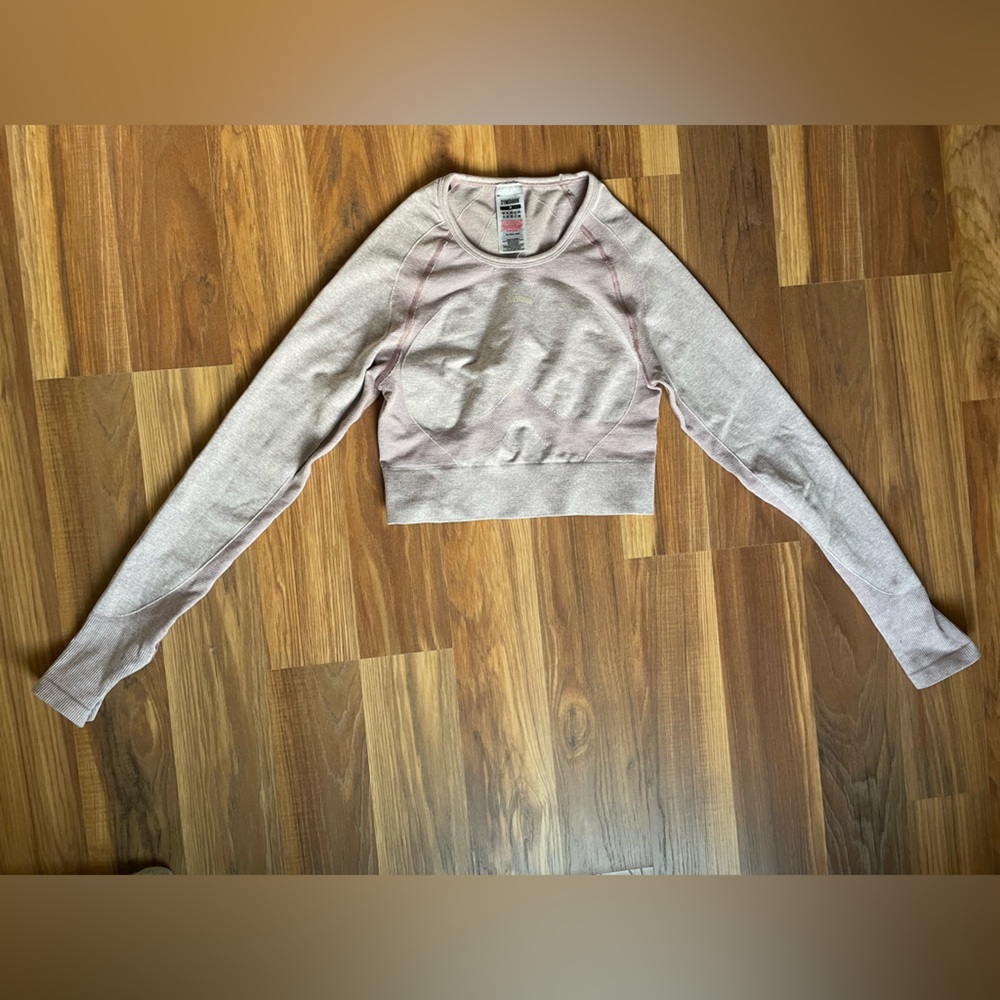 Gymshark Flex Long Sleeve Cropped Tee with Cutout Womens Med - Picture 4 of 9